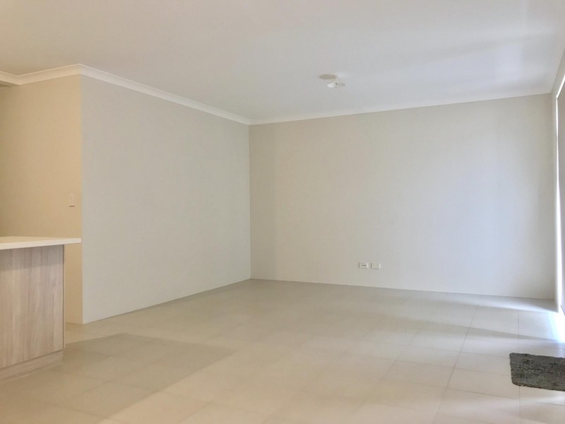 12 Luxhay Parkway, Aveley WA 6069