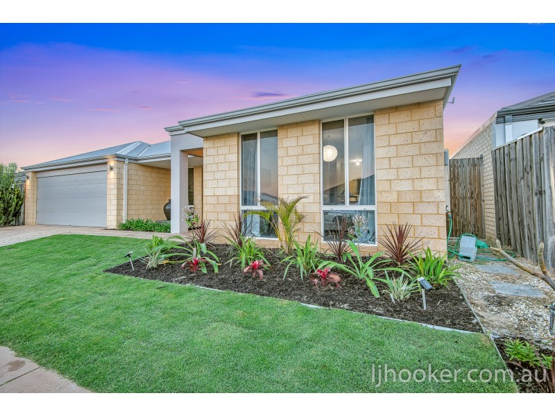 19 Gippsland Way, Ellenbrook WA 6069