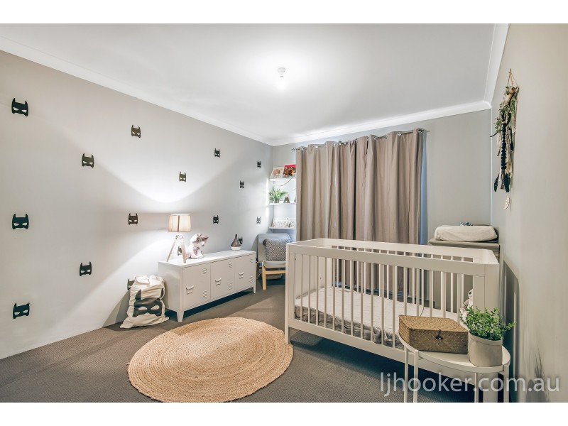 19 Gippsland Way, Ellenbrook WA 6069