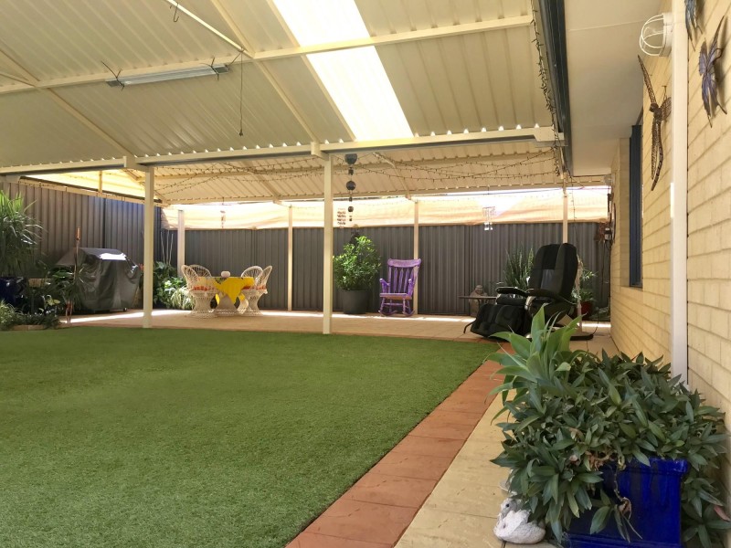 27 Ridley Street, Aveley WA 6069