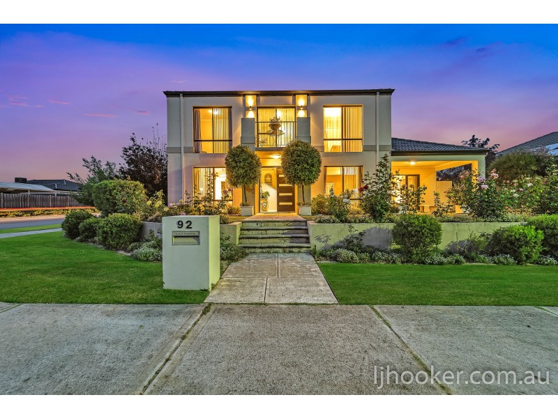 92 Sandown Circle, Henley Brook WA 6055