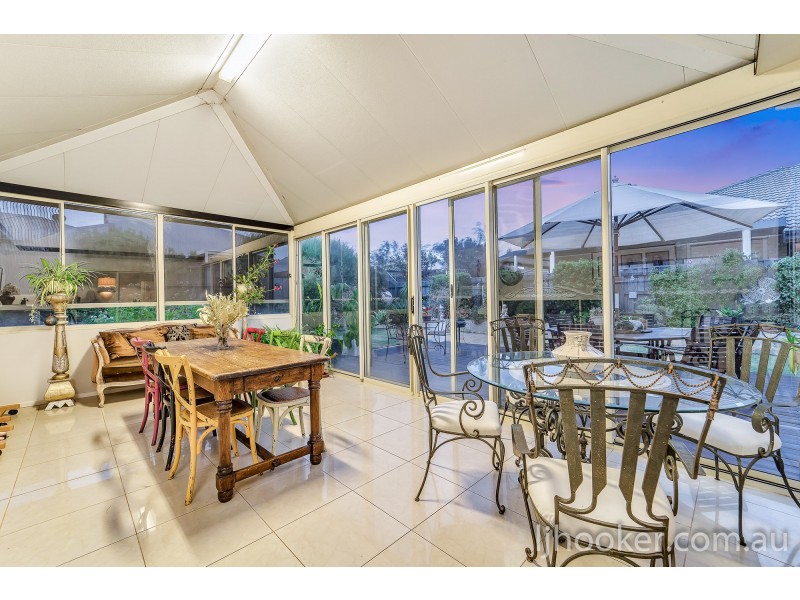 92 Sandown Circle, Henley Brook WA 6055