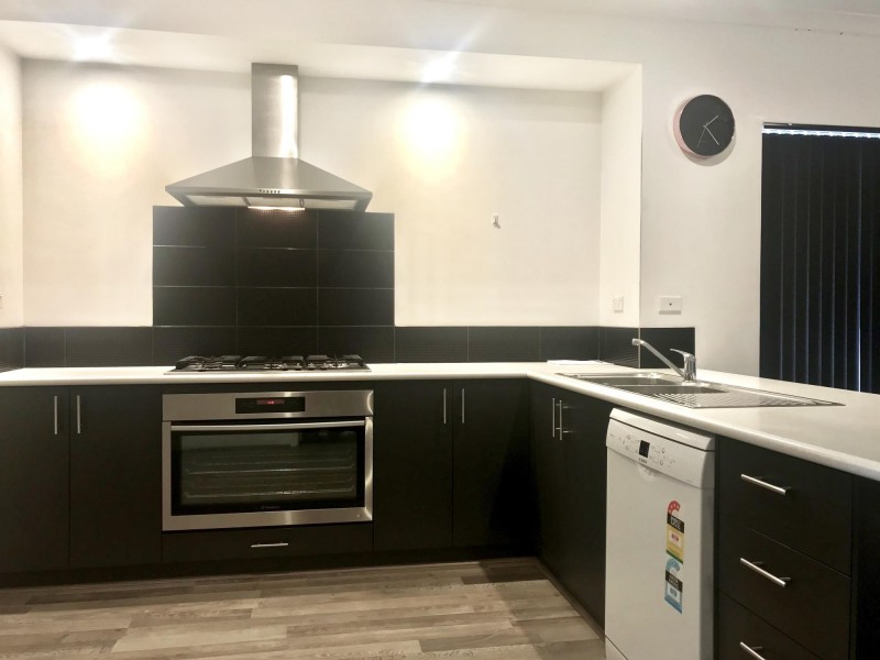 8 Tempo Way, Aveley WA 6069