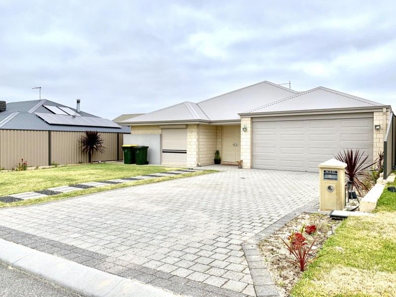 15 Serenity Way, Aveley WA 6069