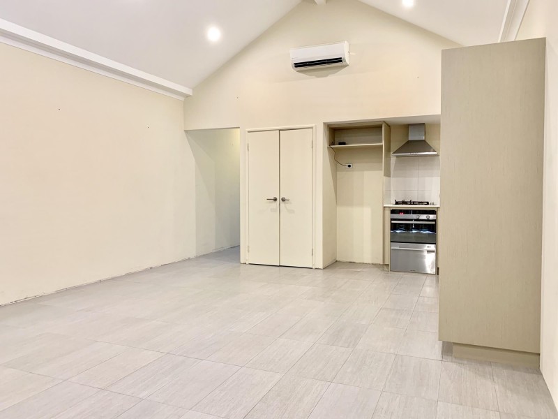 42 Delapre Drive, Ellenbrook WA 6069