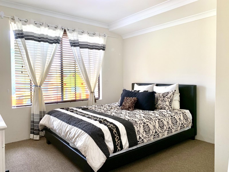 48 Ardmore Parade, Ellenbrook WA 6069