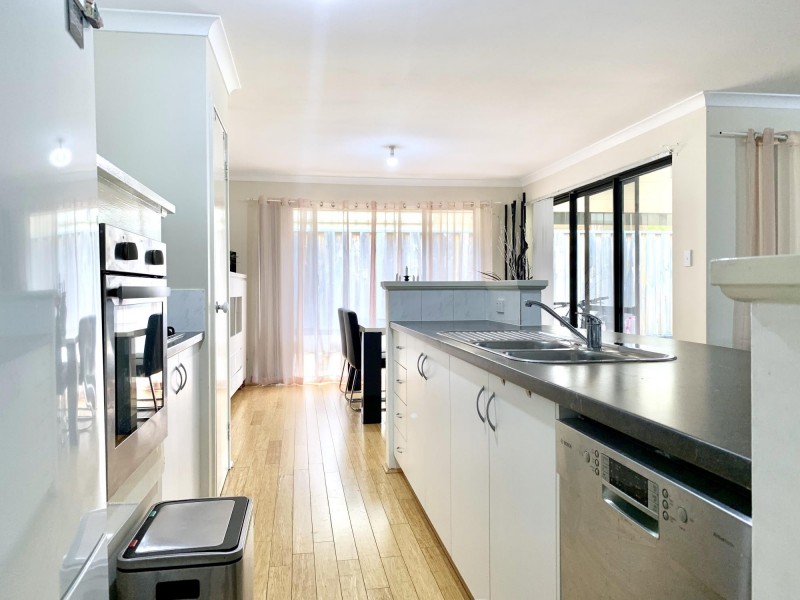 48 Ardmore Parade, Ellenbrook WA 6069