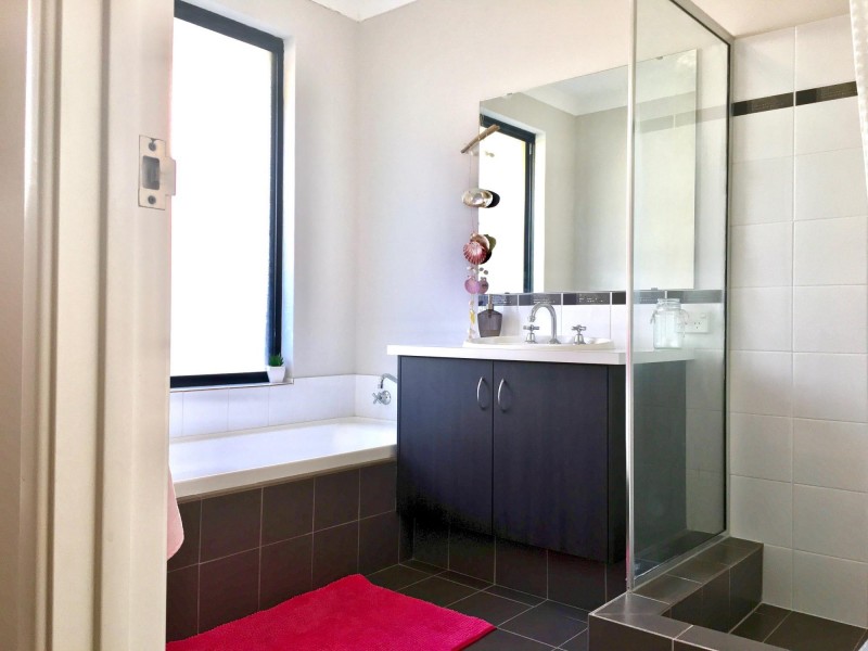 3 Vaspar Link, Aveley WA 6069