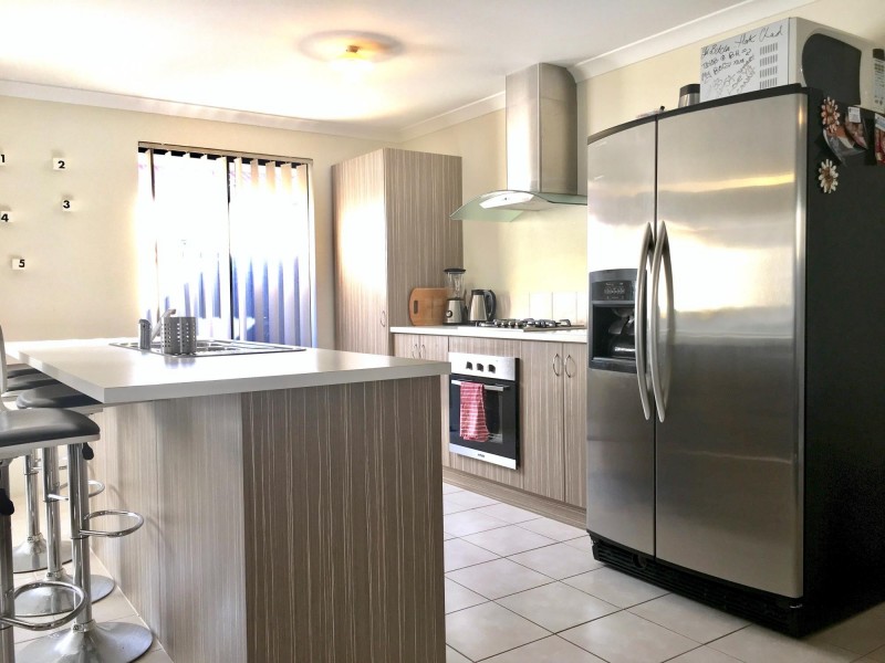 3 Vaspar Link, Aveley WA 6069