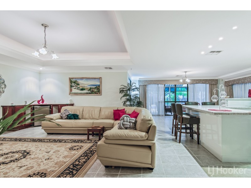 20 Roxburghe Drive, The Vines WA 6069