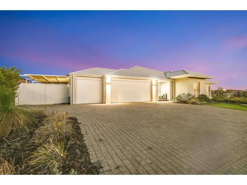 11 Croft Way, The Vines WA 6069