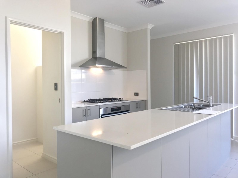 11 Meniscus Street, Aveley WA 6069