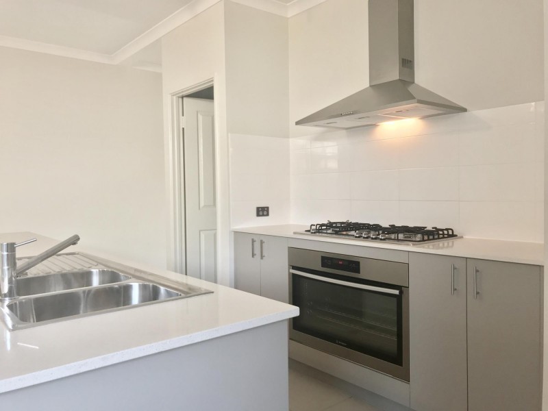 11 Meniscus Street, Aveley WA 6069