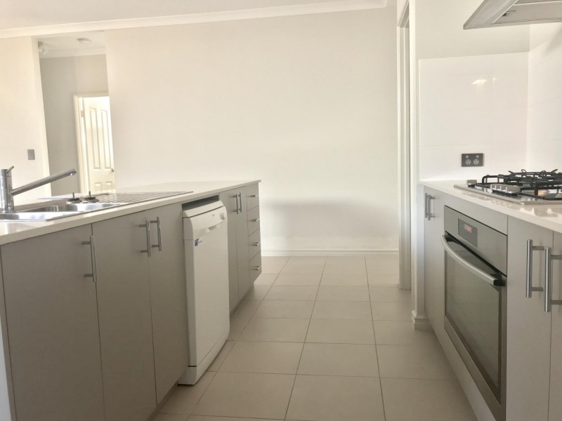 11 Meniscus Street, Aveley WA 6069