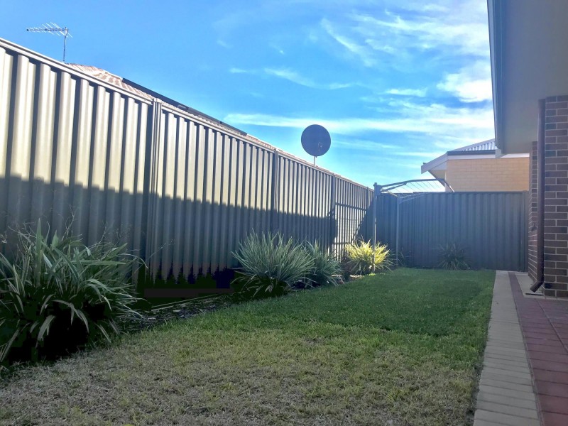 11 Meniscus Street, Aveley WA 6069