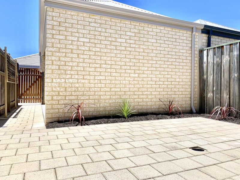 42 Delapre Drive, Ellenbrook WA 6069
