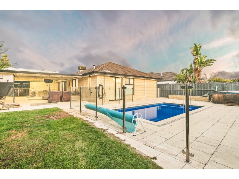 38 Valinco Ave, Ellenbrook WA 6069