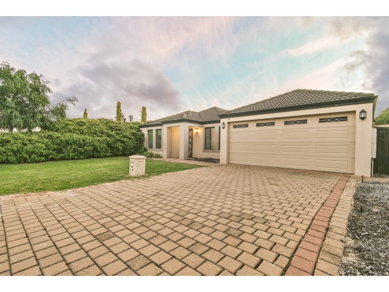38 Valinco Ave, Ellenbrook WA 6069