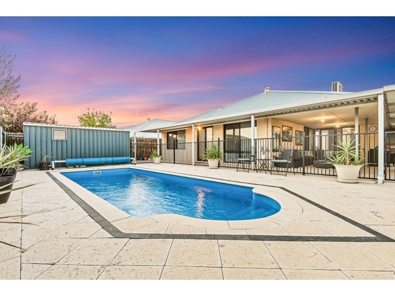 20 Jervis Drive, Ellenbrook WA 6069