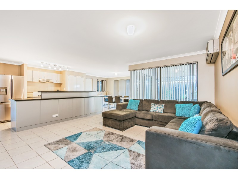 20 Jervis Drive, Ellenbrook WA 6069