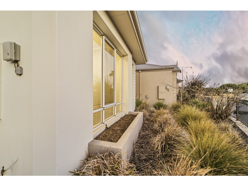 308 Egerton Drive, Aveley WA 6069