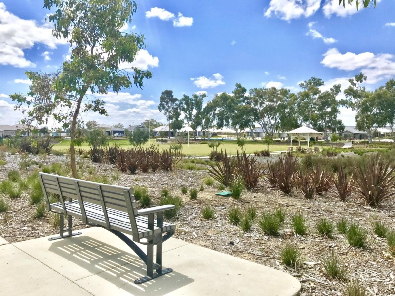 10 Selset Lane, Aveley WA 6069