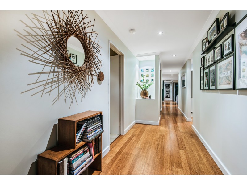 135 Elmridge Parkway, Ellenbrook WA 6069