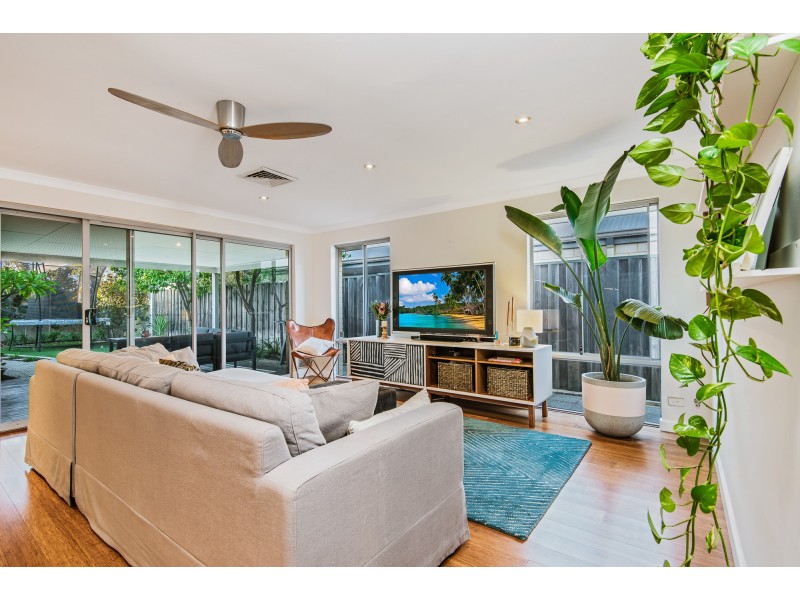 135 Elmridge Parkway, Ellenbrook WA 6069