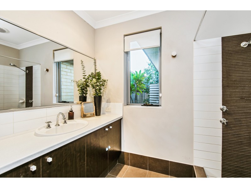 135 Elmridge Parkway, Ellenbrook WA 6069