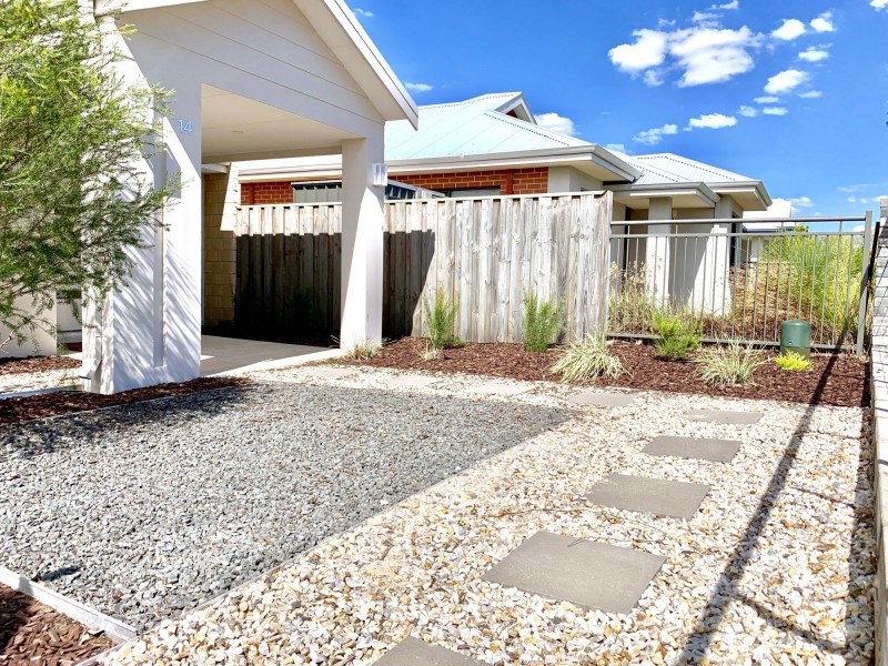 14 Elmridge Parkway, Ellenbrook WA 6069