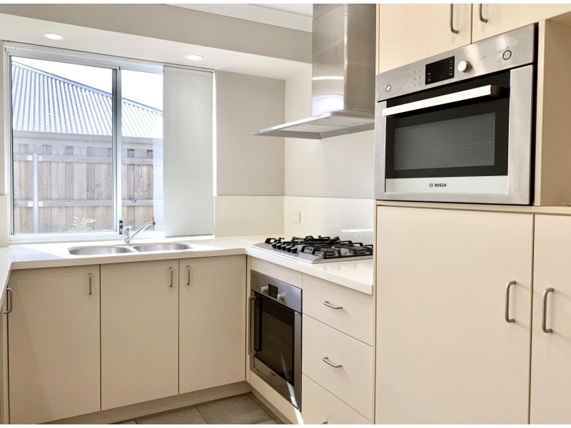 14 Elmridge Parkway, Ellenbrook WA 6069