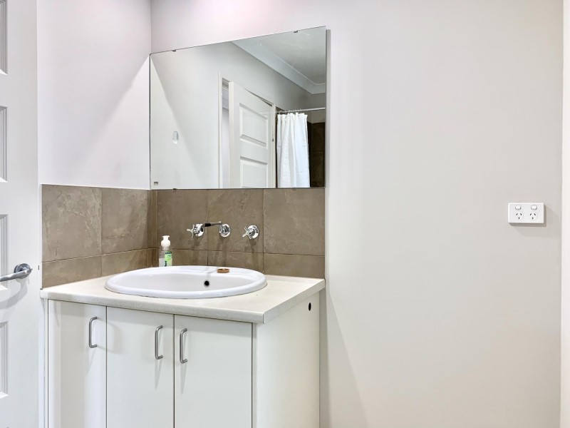 14 Elmridge Parkway, Ellenbrook WA 6069