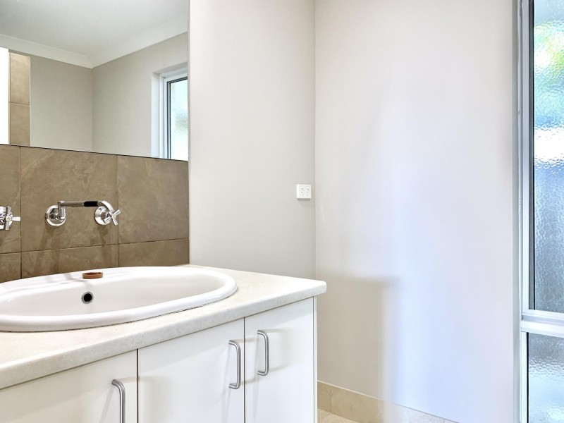 14 Elmridge Parkway, Ellenbrook WA 6069