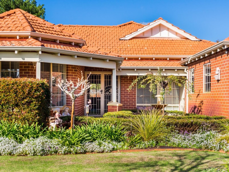 14 Bollinger Close, The Vines WA 6069