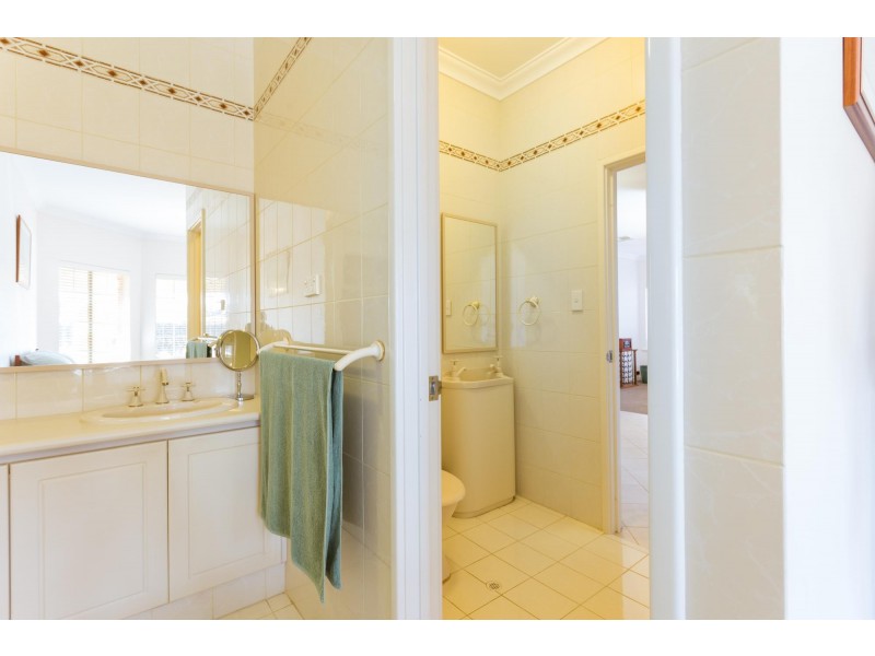 14 Bollinger Close, The Vines WA 6069