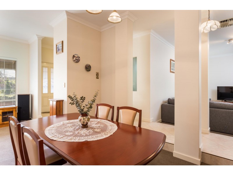 14 Bollinger Close, The Vines WA 6069