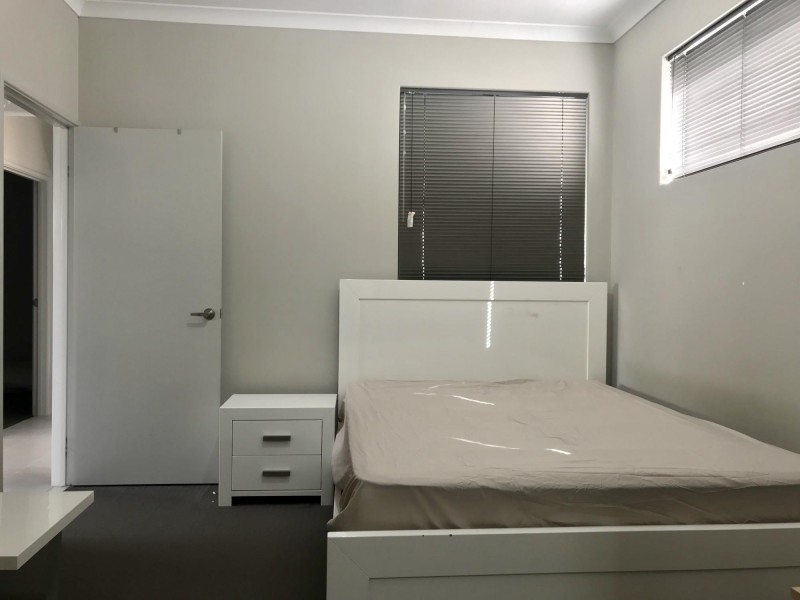 4/59 Ardmore Parade, Ellenbrook WA 6069