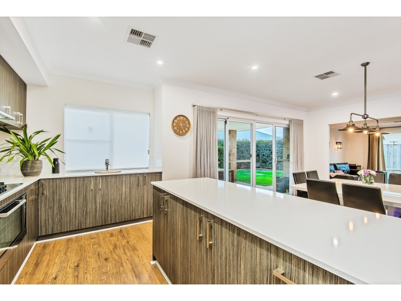 9 Norcia Way, Ellenbrook WA 6069