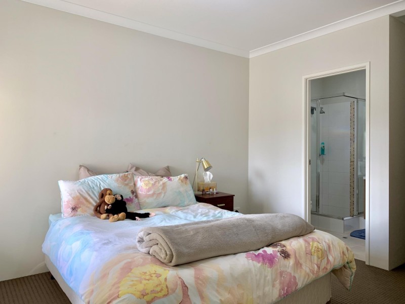 12 Luxhay Parkway, Aveley WA 6069