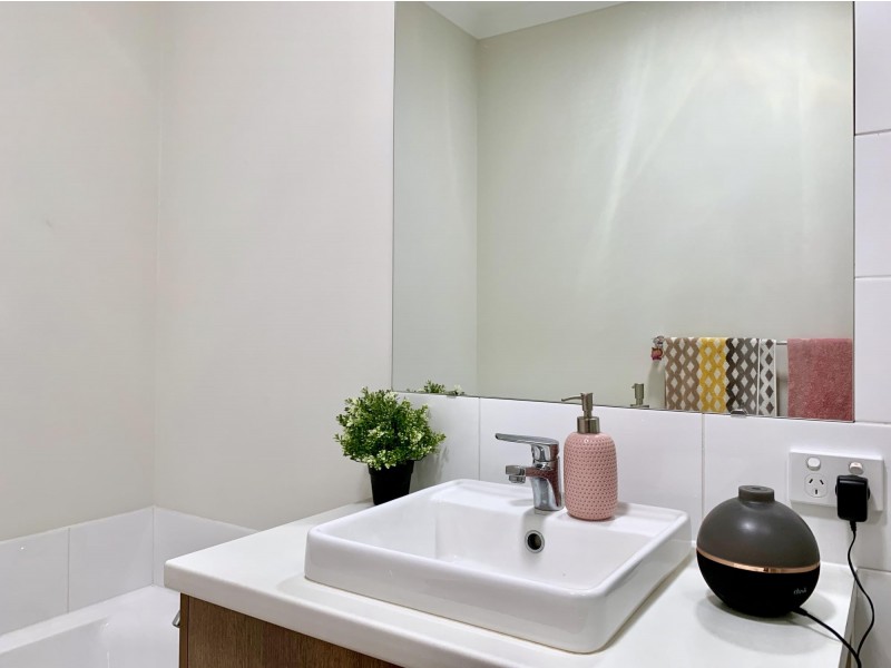 12 Luxhay Parkway, Aveley WA 6069