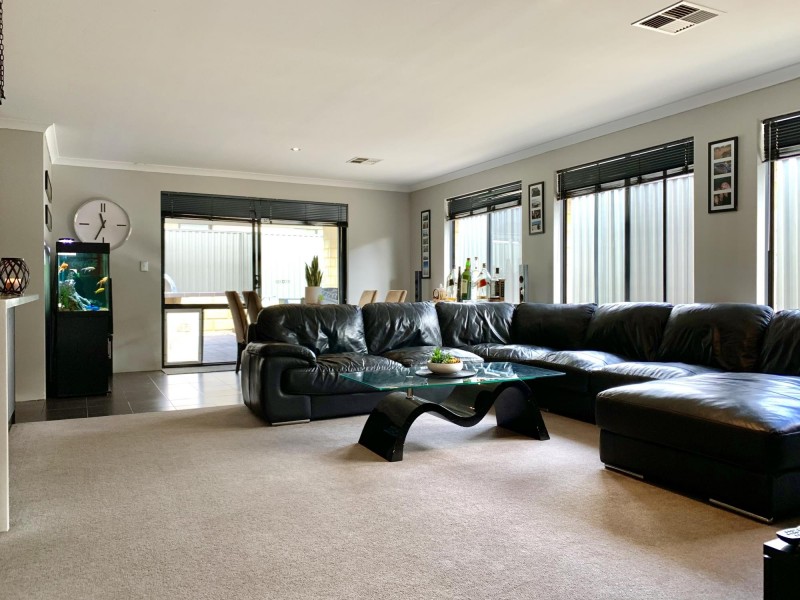 63 Safford Avenue, Aveley WA 6069