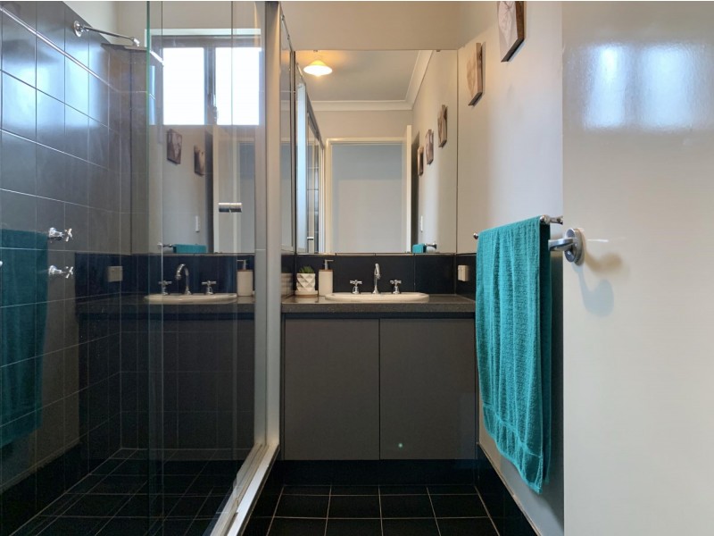 63 Safford Avenue, Aveley WA 6069