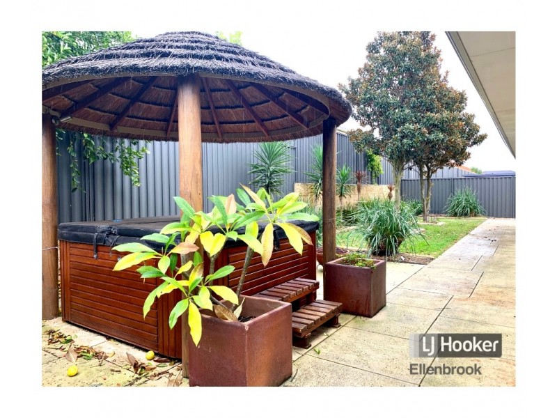 25 Kyneton Parkway, Aveley WA 6069