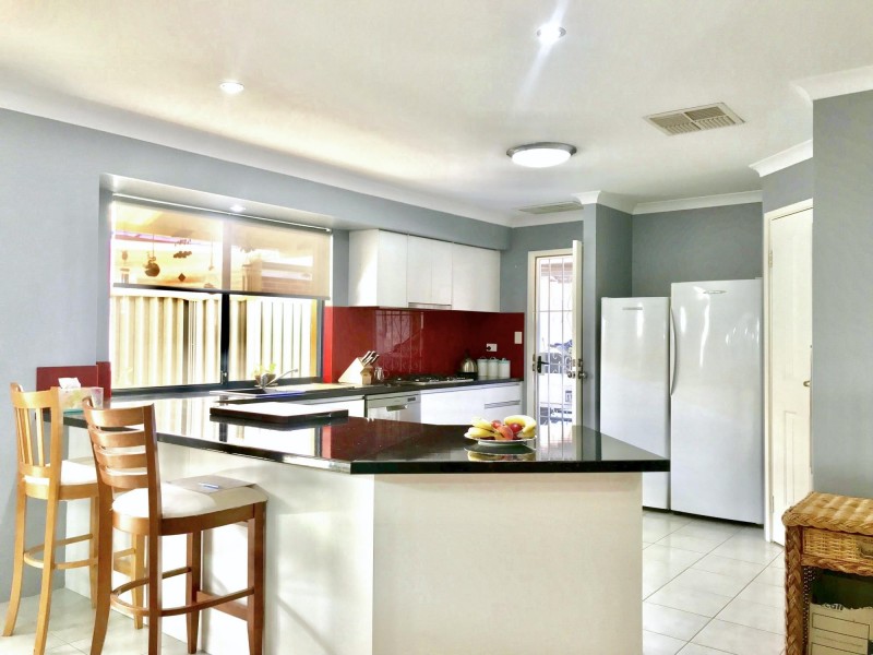 27 Ridley Street, Aveley WA 6069