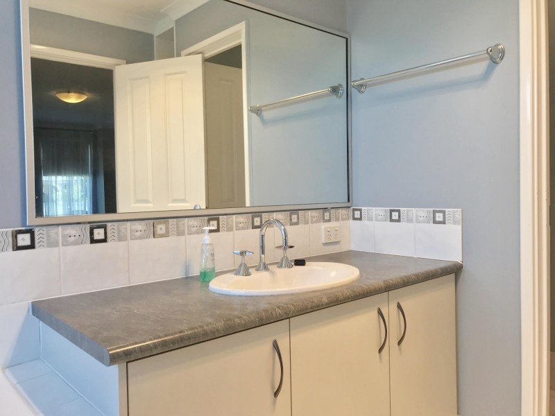 27 Ridley Street, Aveley WA 6069