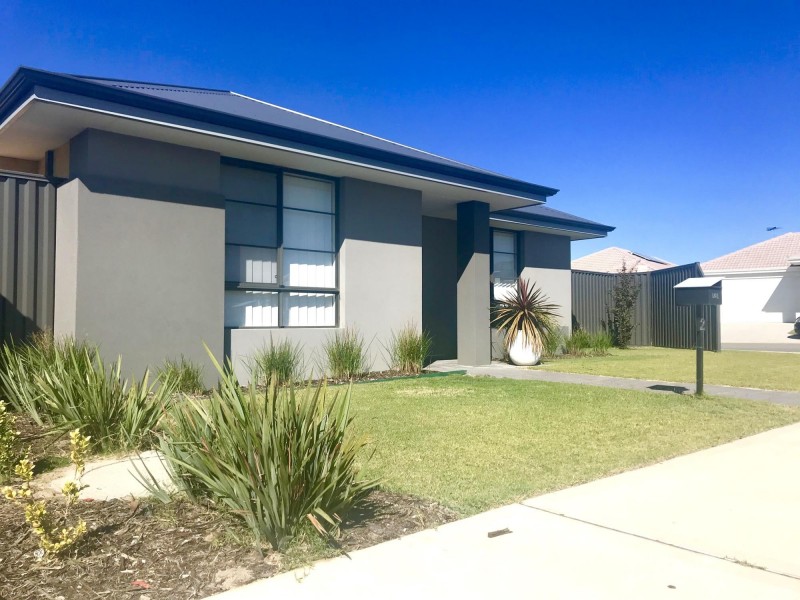 2 Lexington Promenade, Caversham WA 6055