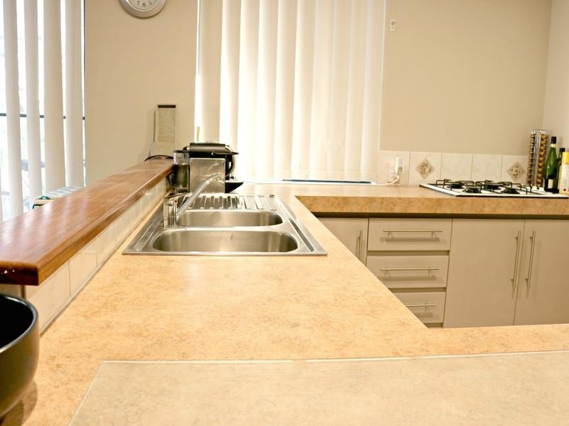 14 Portofino Turn, Ellenbrook WA 6069