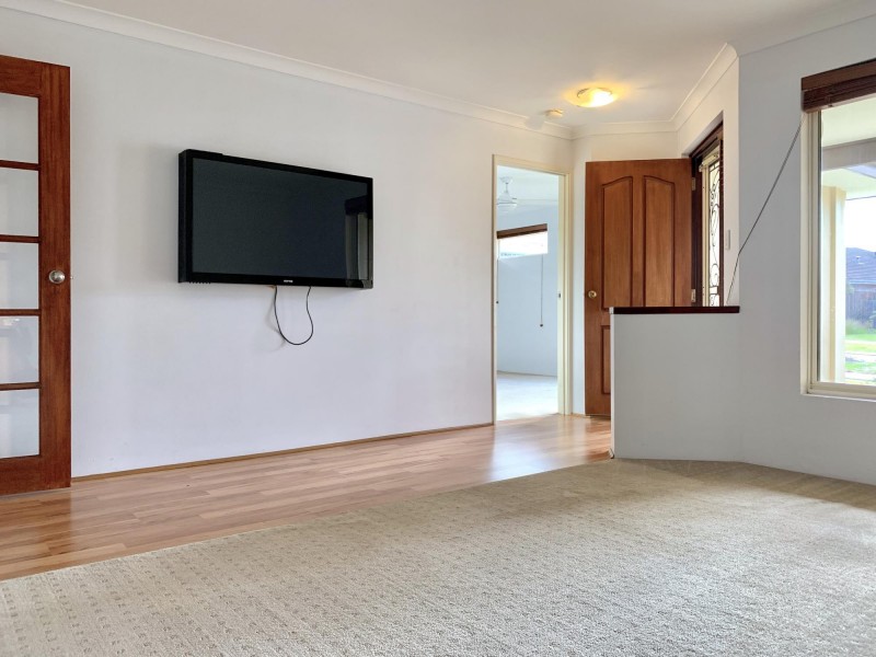 8 Leedon Drive, Ellenbrook WA 6069