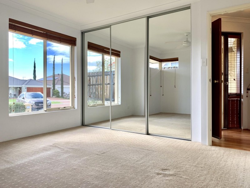 8 Leedon Drive, Ellenbrook WA 6069