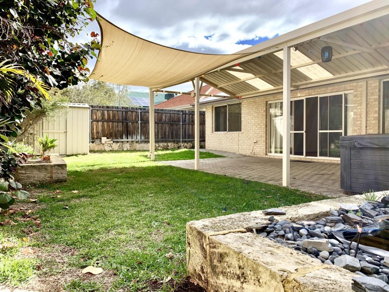 8 Leedon Drive, Ellenbrook WA 6069